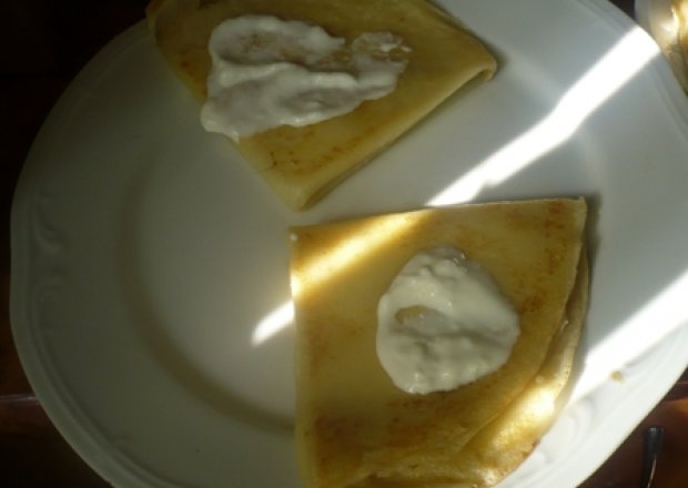 Fotografia przedstawiająca Nalesniki z serem  z nutą cynamonu