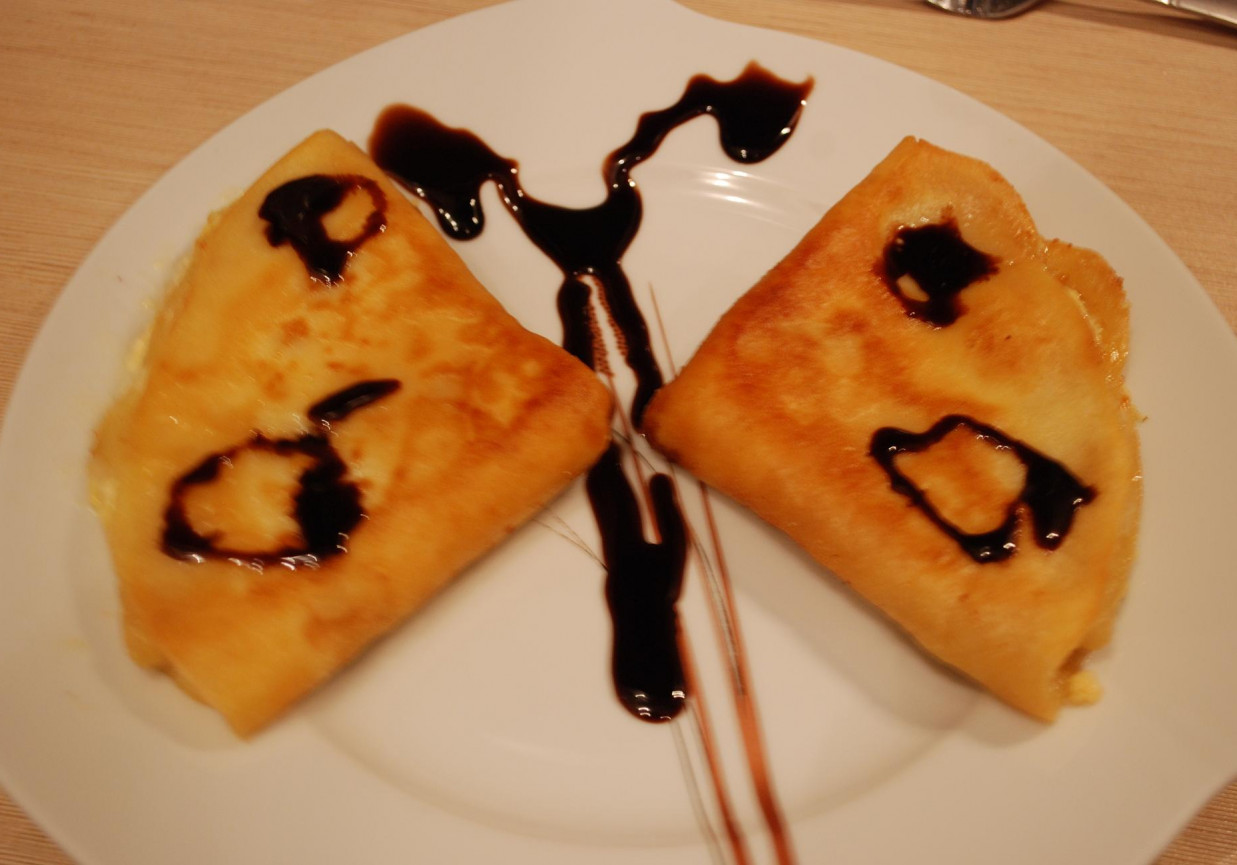 Naleśniki z twarogiem zapiekane na oleju foto