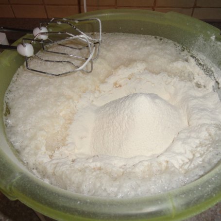 Krok 1 - Naleśnikowe placki z cebulą foto