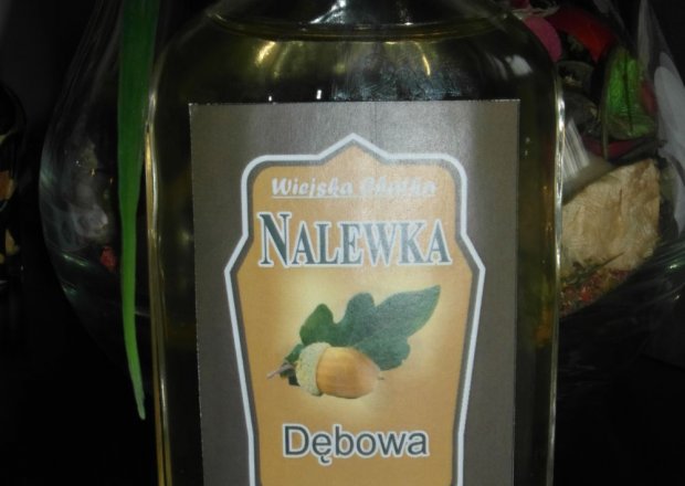 Fotografia przedstawiająca NALEWKA DĘBOWA "DĘBÓWKA"