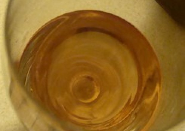 Fotografia przedstawiająca nalewka winogronowa