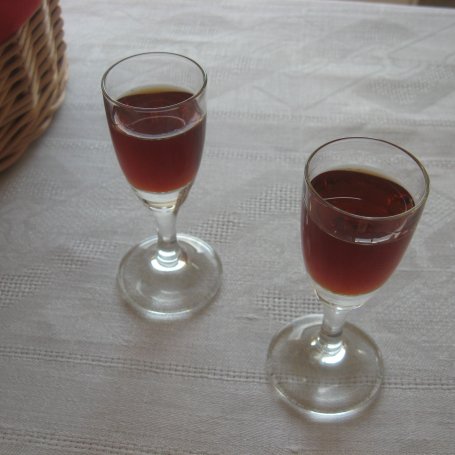 Krok 3 - Nalewka ze śliwek węgierek z korzenną nutą foto