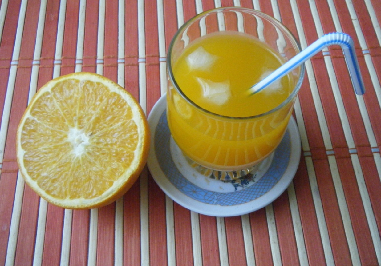 Napój agrestowo pomarańczowy. foto