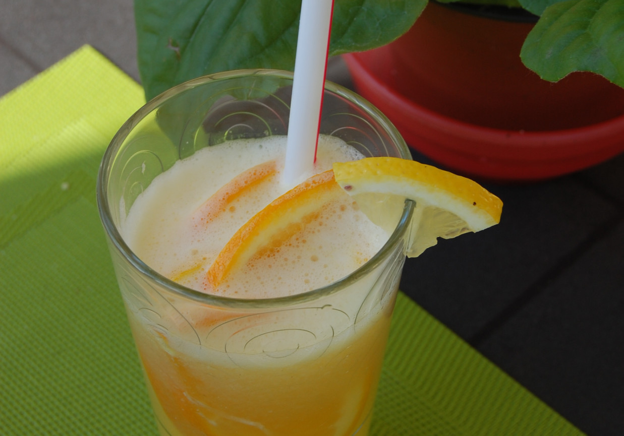 Napój - cytryna z pomarańczą foto