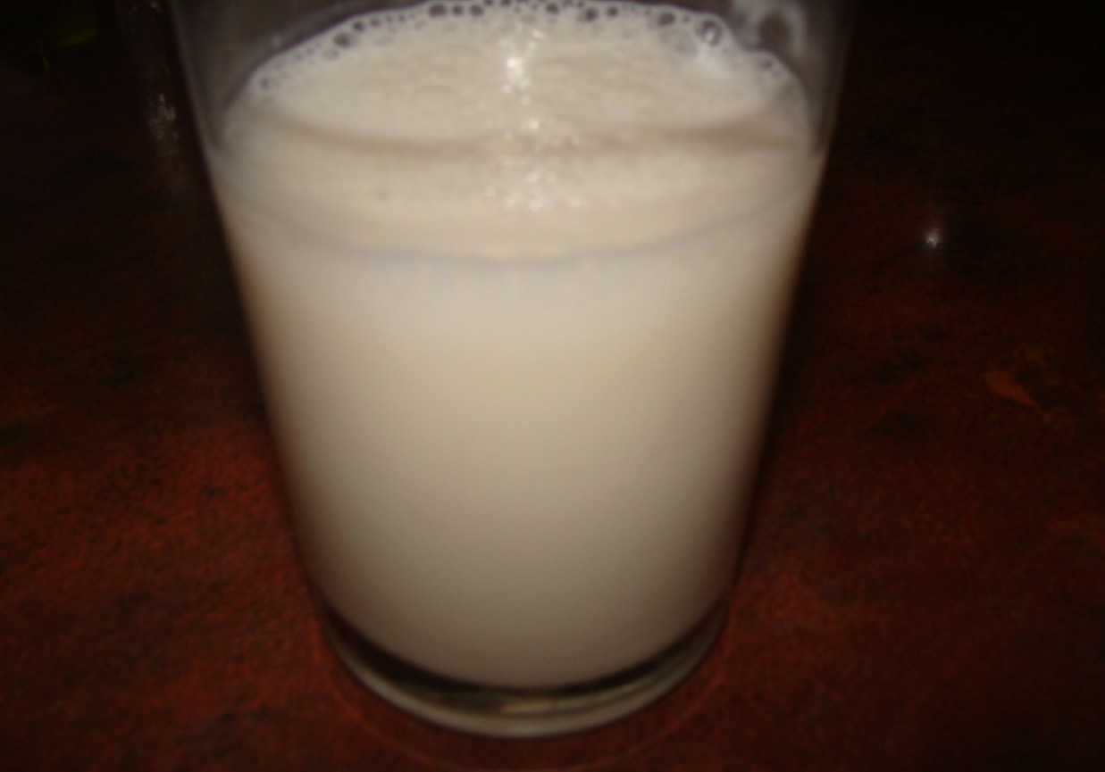 Napój mleczno-cytrynowy foto