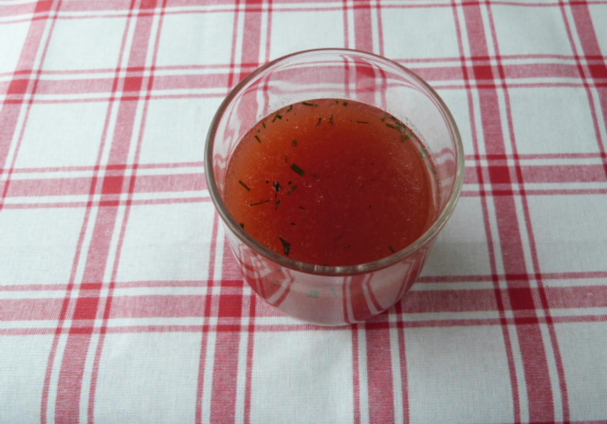 Napój pikantny z soku pomidorowego foto