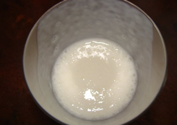 Fotografia przedstawiająca Napój z jogurtu, maślanki i zsiadlego mleka