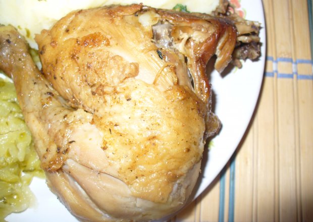 Fotografia przedstawiająca Noga z kurczaka  z piekarnika