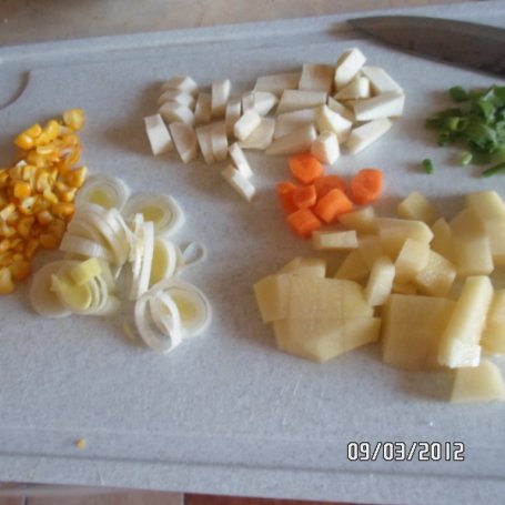 Krok 1 - Obiad dla niemowlaka: Kartoflanka z kukurydzą foto