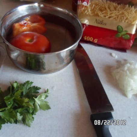 Krok 1 - Obiad dla niemowlaka: Spaghetti z indykiem i groszkiem foto