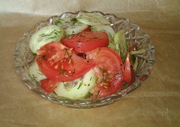Fotografia przedstawiająca Obiadowe warzywa z koperkiem