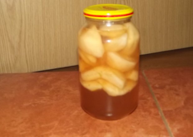 Fotografia przedstawiająca Octowe gruszki z nutą cynamonu