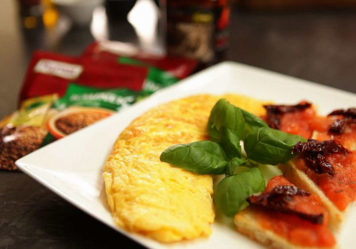 Odc. 31: Omlet francuski i tosty z pastą pomidorową