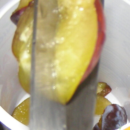 Krok 1 - "Odwrócone" mini serniczki z sezamkami, śliwkami i galaretką foto
