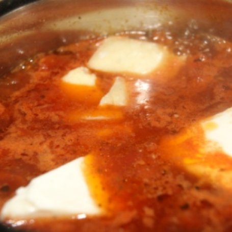Krok 2 - Ogórki nadziane kotletami z sosem pomidorowo-serowym foto