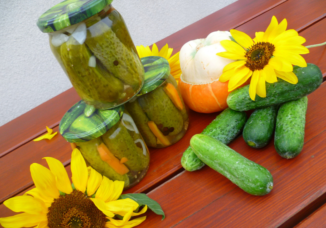 Ogórki w occie foto