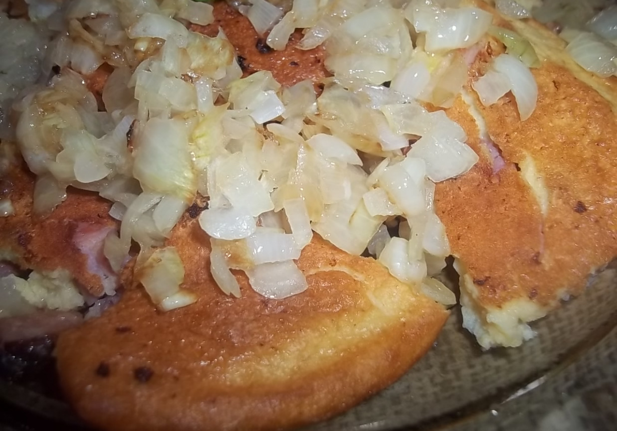 Omlet cesarski na słono z boczkiem foto