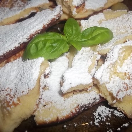 Krok 5 - Omlet cesarski z winogronami foto
