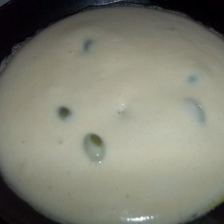 Krok 4 - Omlet cesarski z winogronami foto