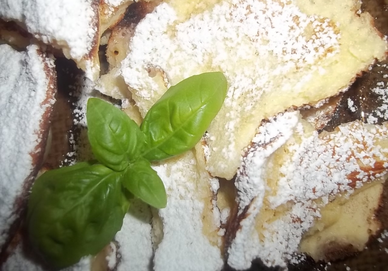 Omlet cesarski z winogronami foto