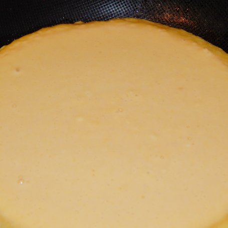 Krok 5 - Omlet / grzybek z mlekiem kokosowym i mąką kukurydzianą foto