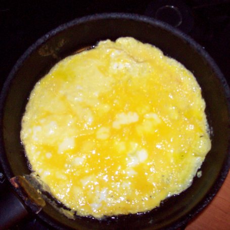 Krok 4 - omlet po japońsku foto
