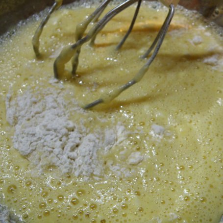 Krok 2 - Omlet pszenno-kukurydziany na słodko foto