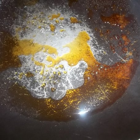 Krok 1 - Omlet z karmelizowaną gruszką foto