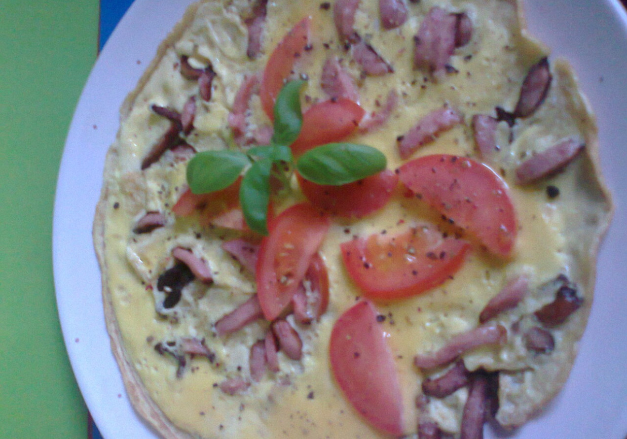 omlet z kiełbasą śląską i pomidorem foto