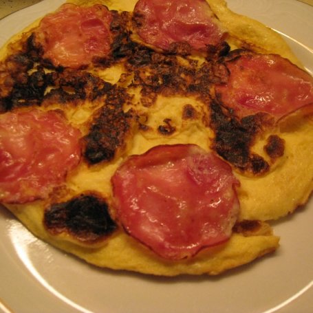 Krok 4 - Omlet z kiełbasą foto