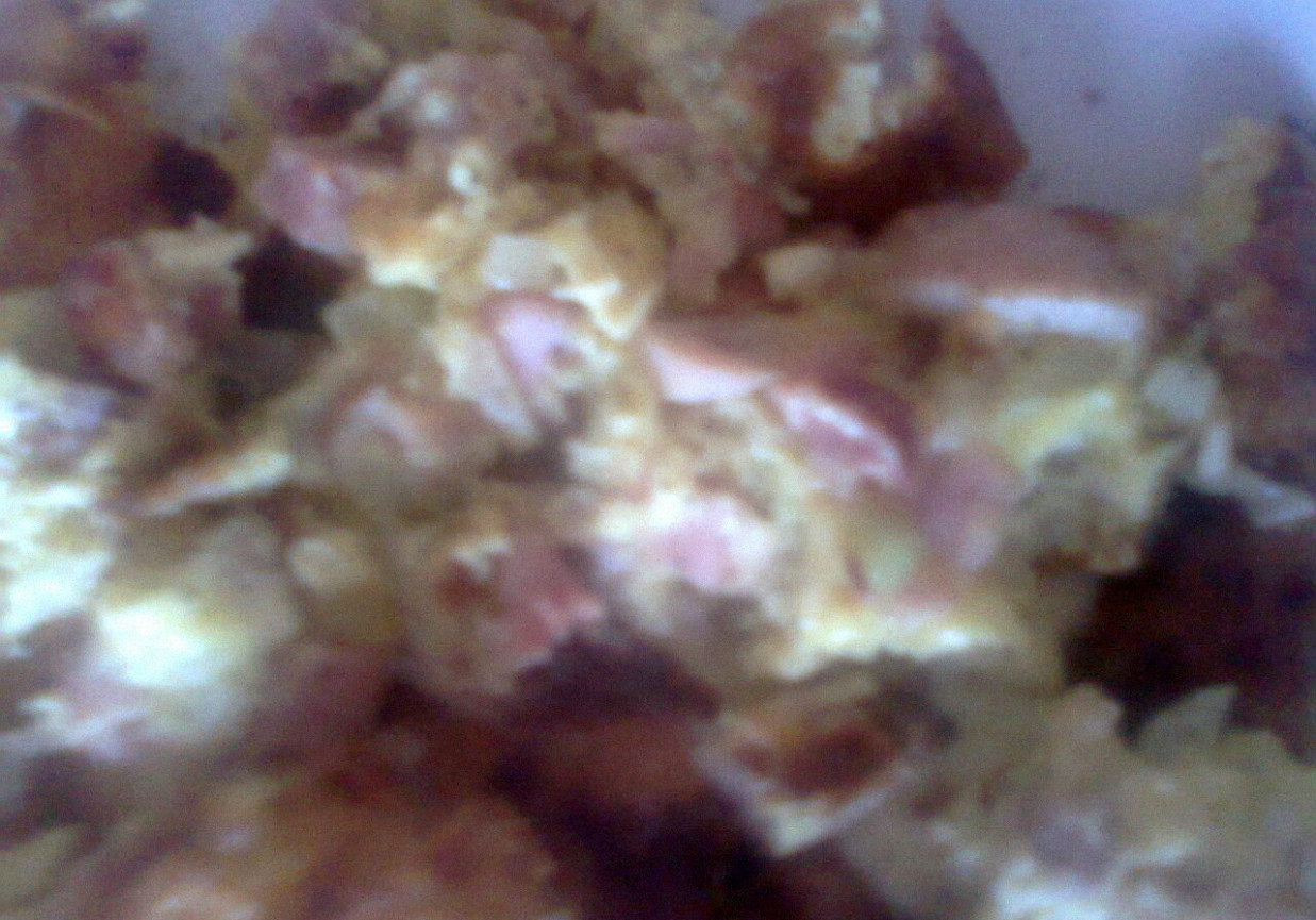 omlet z kurczakiem wędzonym- krojony foto