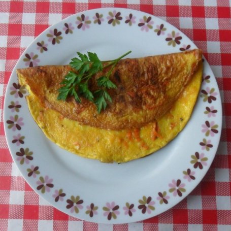 Krok 4 - Omlet z marchewką foto