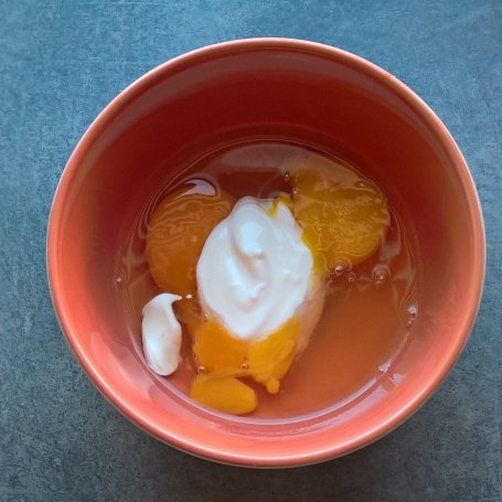 Krok 2 - Omlet z pieczarkami i papryką foto