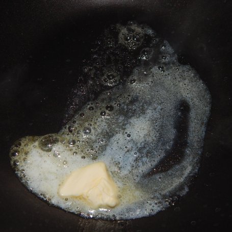 Krok 1 - Omlet z pieczonym buraczkiem - na ostro foto