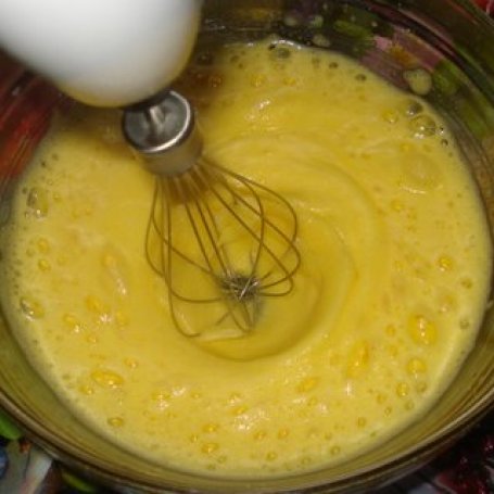 Krok 1 - Omlet z truskawkami foto