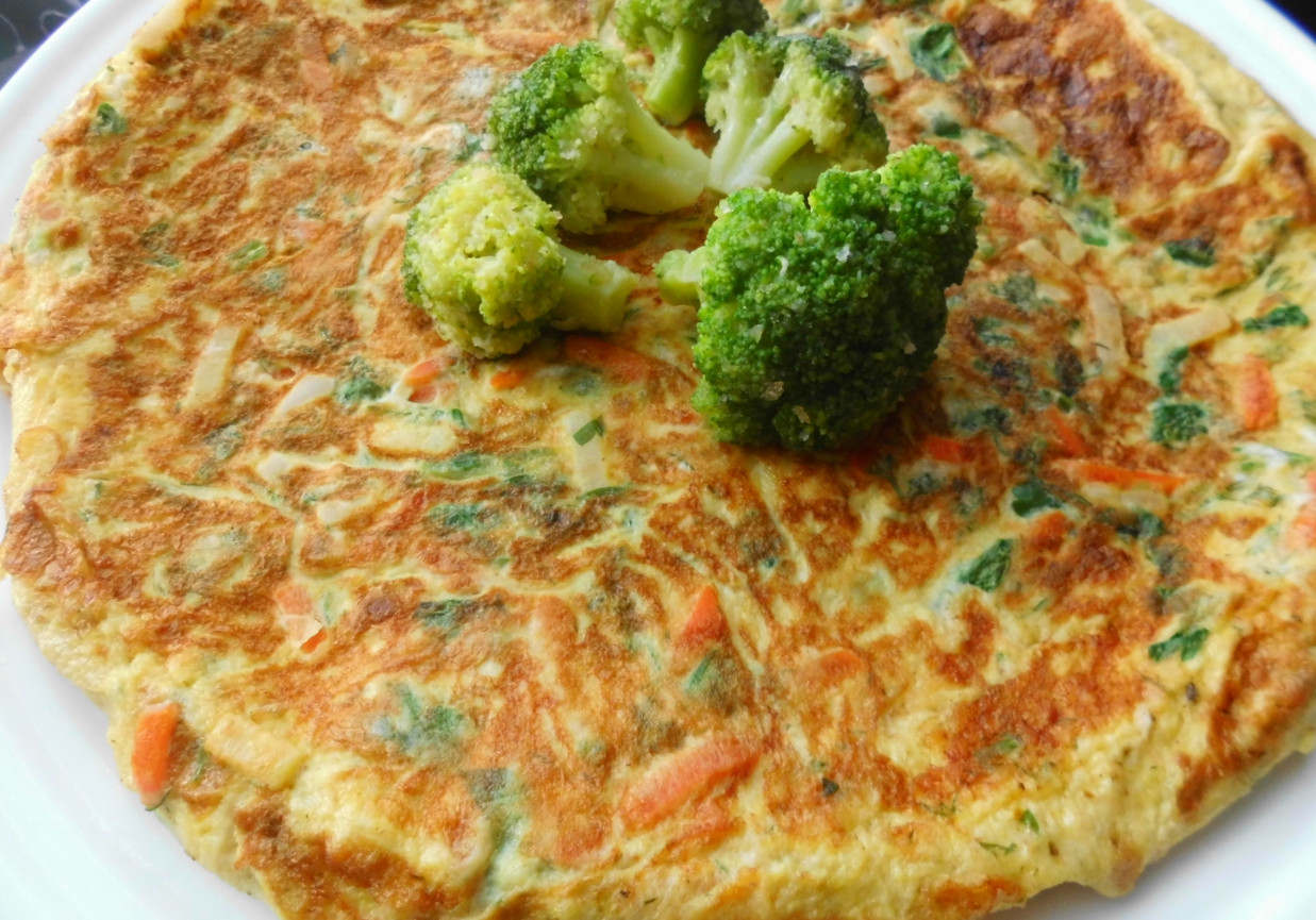 Omlet z warzywami foto