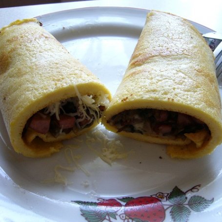 Krok 3 - Omlet zawijany foto