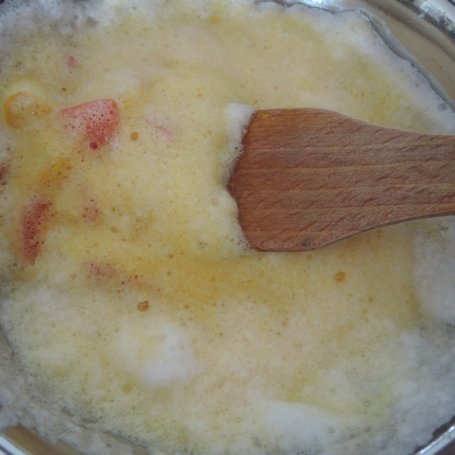 Krok 12 - Omlet ze szparagami i papryką foto