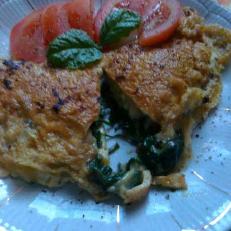 Krok 4 - omlet ze szpinakiem i serem foto