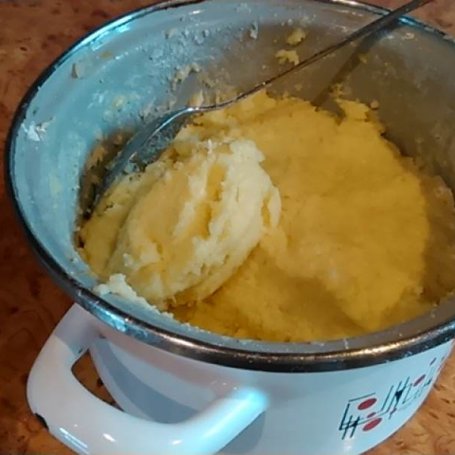 Krok 4 - Opiekańce z wytrawnym farszem foto