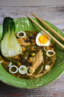 Orientalna zupa z groszkiem cukrowym-image