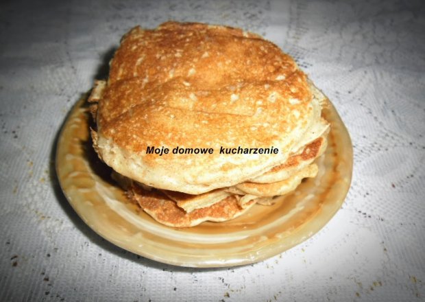 Fotografia przedstawiająca Orkiszowe pancakes