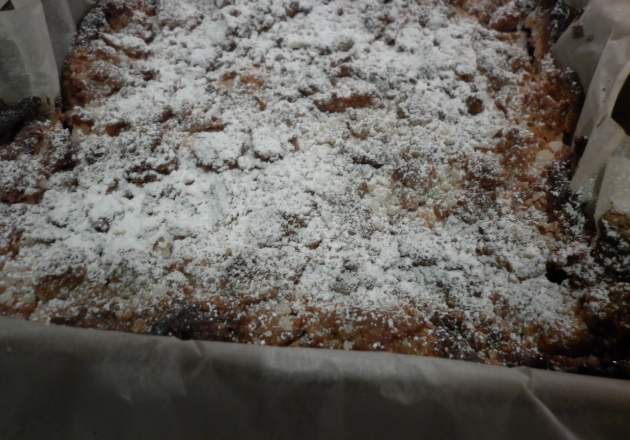 Orkiszowo - kukurydziane kruche ciasto z gruszkami i posmakiem cynamonu. foto