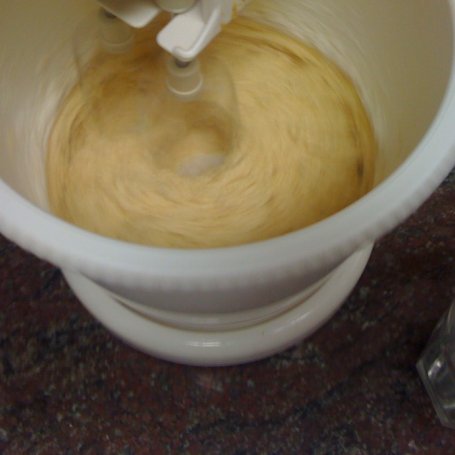 Krok 3 - Orzechowe ciasto na bazie masła orzechowego foto