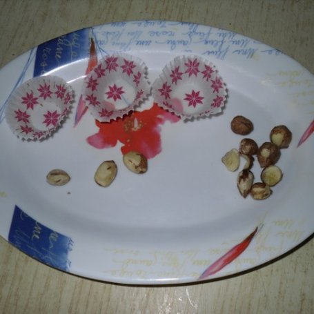 Krok 1 - Orzechowe czekoladki foto