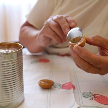 Krok 4 - Orzeszki z karmelem mojej babci foto