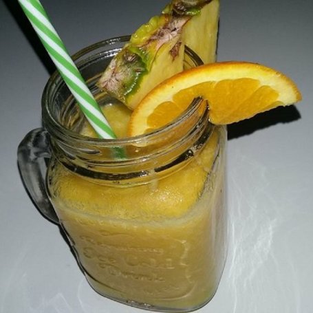 Krok 6 - Orzeźwiający koktajl ananasowo-pomarańczowy foto