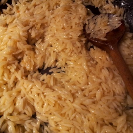 Krok 3 - orzo z olejem sezamowym i włoszczyzną foto