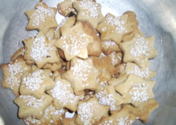 Fotografia przedstawiająca Orzzechowe ciasteczka