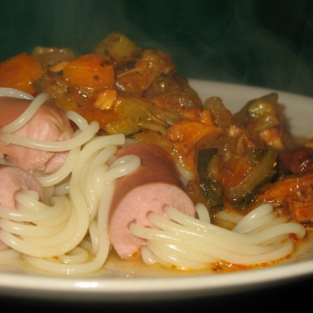 Krok 4 - Ośmiorniczki spaghetti z sosem warzywnym foto